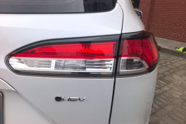 Used Toyota FRONTLANDER 2024 2.0L Smart Electric Hybrid Dual-Engine Leading Edition Right Rear Taillight