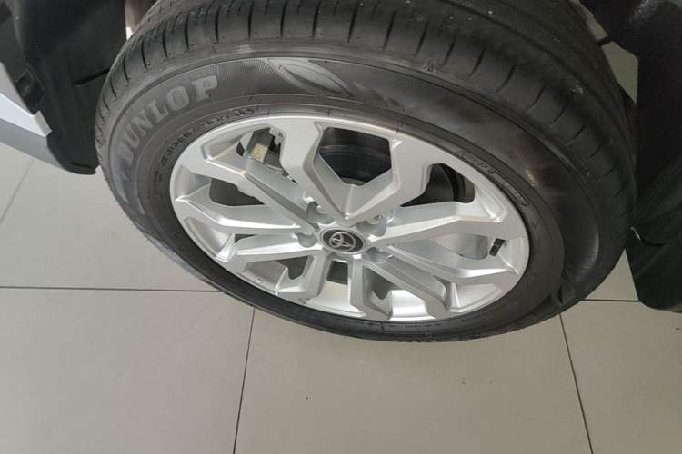 Used Toyota FRONTLANDER 2024 2.0L CVT Elite Edition Right Rear Wheel Hub