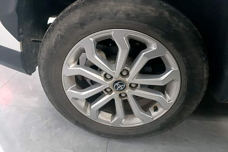 Used Toyota FRONTLANDER 2024 2.0L CVT Elite Plus Edition Right Rear Wheel Hub