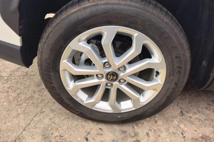 Used Toyota FRONTLANDER 2024 2.0L CVT Leading Edition Right Rear Wheel Hub