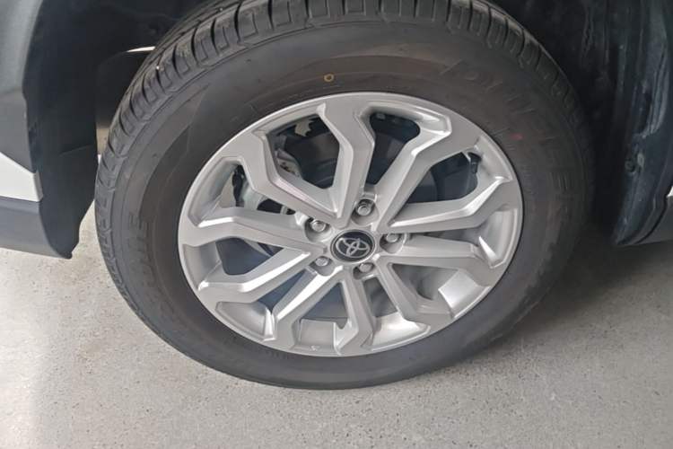 Used Toyota FRONTLANDER 2024 2.0L CVT Leading Edition Right Rear Wheel Hub