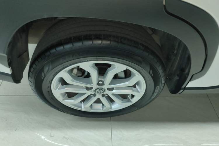 Used Toyota FRONTLANDER 2024 2.0L CVT Elite Plus Edition Right Rear Wheel Hub