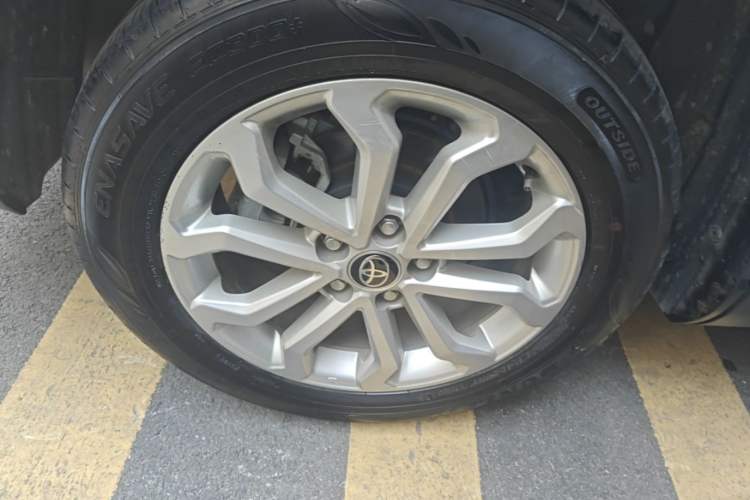 Used Toyota FRONTLANDER 2024 2.0L CVT Elite Plus Edition Right Rear Wheel Hub