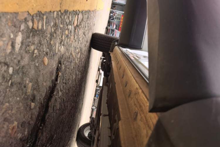 Used Toyota FRONTLANDER 2024 2.0L CVT Leading Edition Right Side Sill