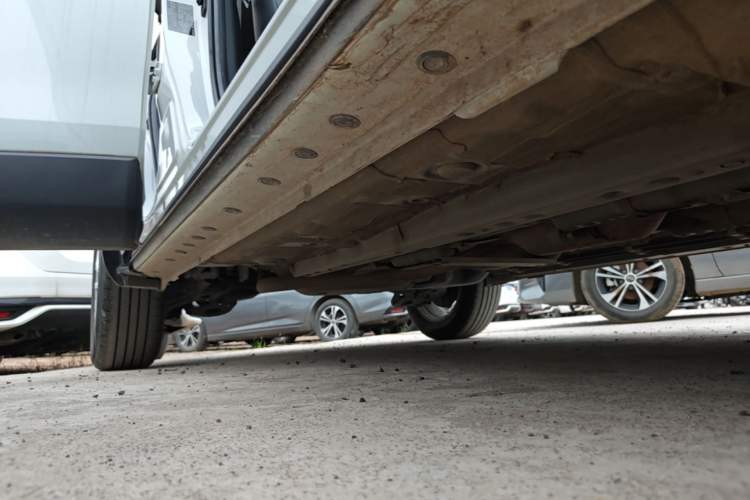 Used Toyota FRONTLANDER 2024 2.0L CVT Elite Plus Edition Right Side Sill