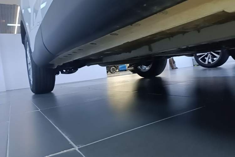 Used Toyota FRONTLANDER 2024 2.0L CVT Leading Edition Right Side Sill