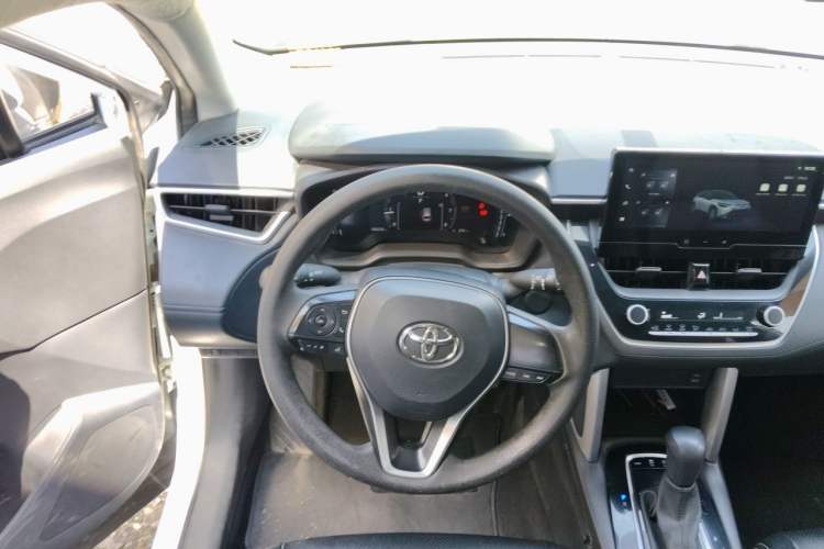 Used Toyota FRONTLANDER 2024 2.0L CVT Elite Edition Steering Wheel