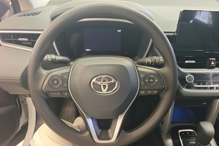 Used Toyota FRONTLANDER 2024 2.0L CVT Luxury Edition Steering Wheel