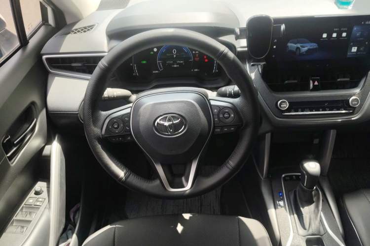 Used Toyota FRONTLANDER 2024 2.0L Smart Electric Hybrid Dual-Engine Leading Edition Steering Wheel