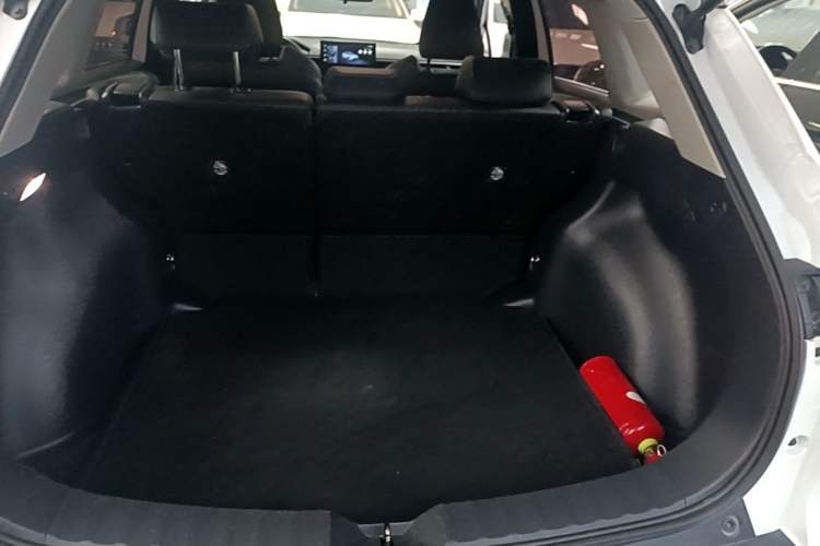 Used Toyota FRONTLANDER 2024 2.0L CVT Elite Plus Edition Trunk