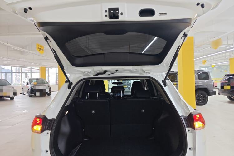 Used Toyota FRONTLANDER 2024 2.0L CVT Elite Edition Trunk