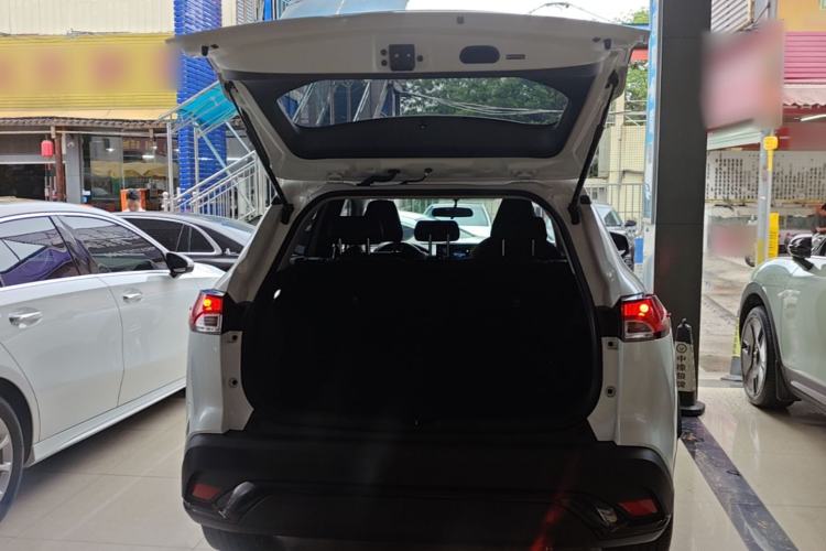 Used Toyota FRONTLANDER 2024 2.0L CVT Elite Plus Edition Trunk