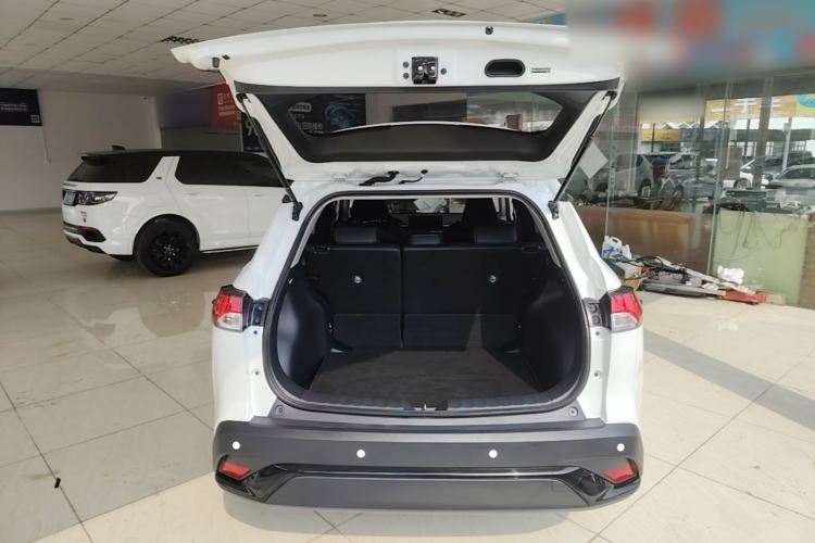 Used Toyota FRONTLANDER 2024 2.0L CVT Elite Plus Edition Trunk