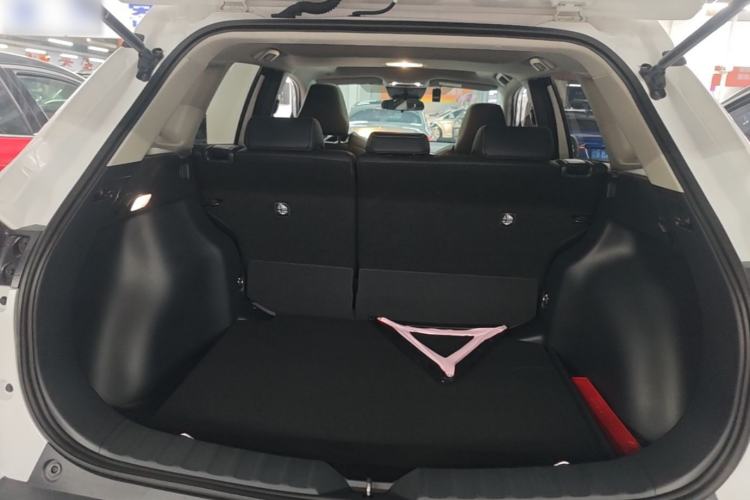 Used Toyota FRONTLANDER 2024 2.0L CVT Leading Plus Edition Trunk