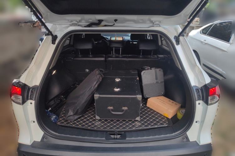 Used Toyota FRONTLANDER 2024 2.0L CVT Elite Edition Trunk