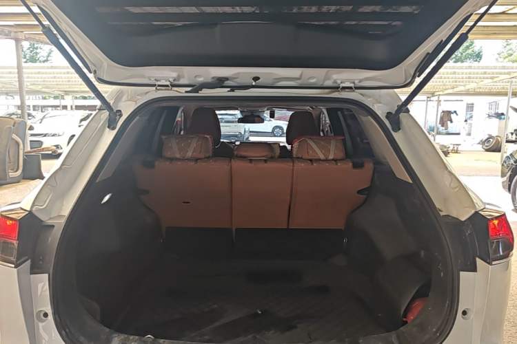 Used Toyota FRONTLANDER 2024 2.0L Smart Electric Hybrid Dual-Engine Leading Edition Trunk