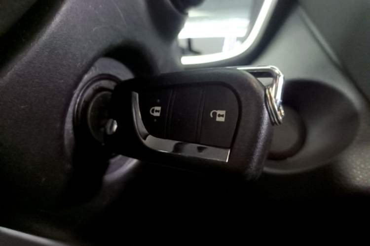 Used Toyota FRONTLANDER 2024 2.0L CVT Elite Plus Edition Vehicle Key