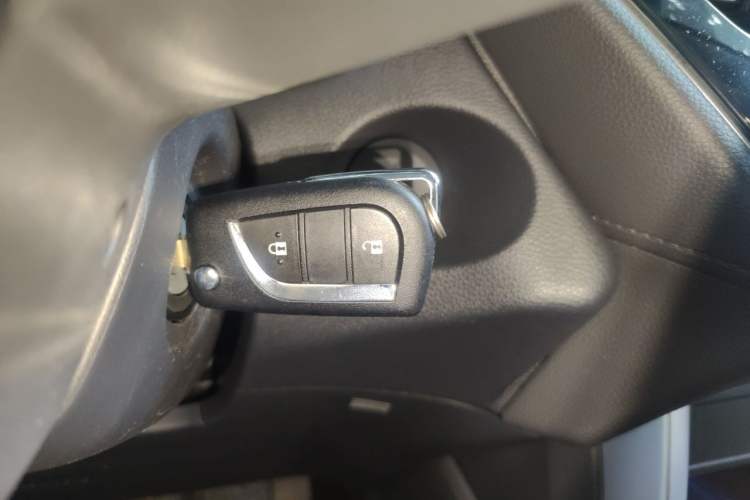 Used Toyota FRONTLANDER 2024 2.0L CVT Elite Plus Edition Vehicle Key