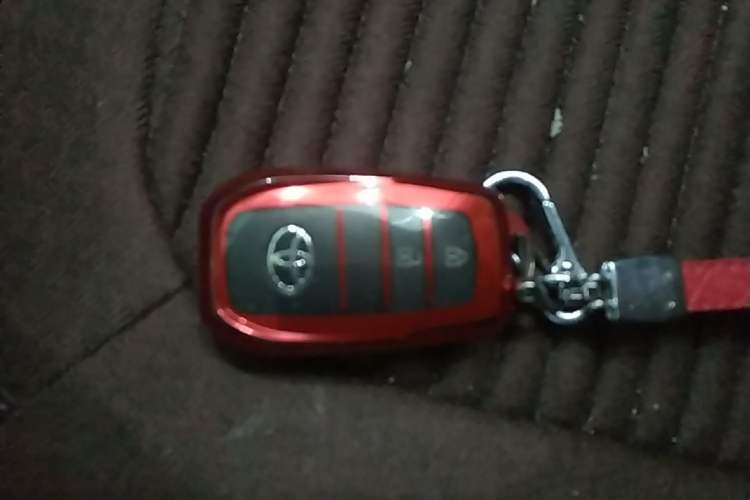 Used Toyota FRONTLANDER 2024 2.0L CVT Leading Edition Vehicle Key