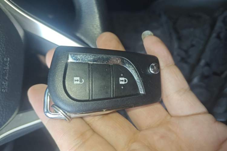 Used Toyota FRONTLANDER 2024 2.0L CVT Elite Plus Edition Vehicle Key
