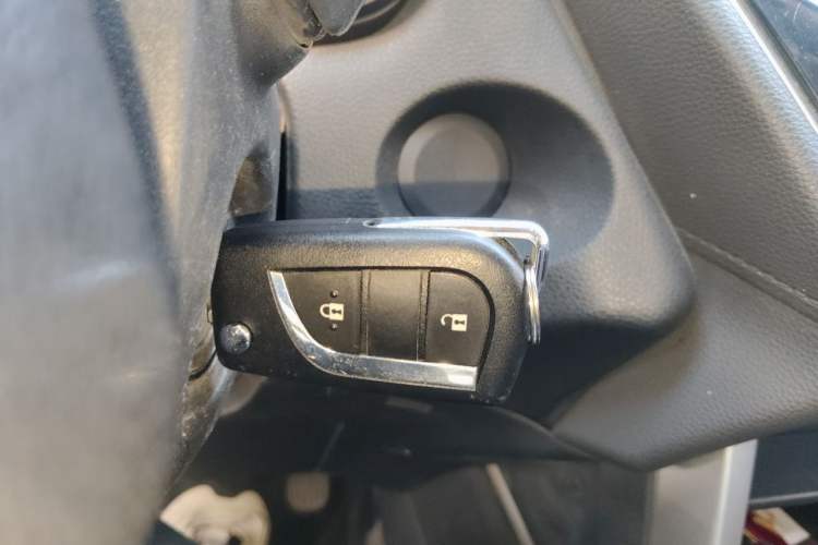 Used Toyota FRONTLANDER 2024 2.0L CVT Elite Edition Vehicle Key