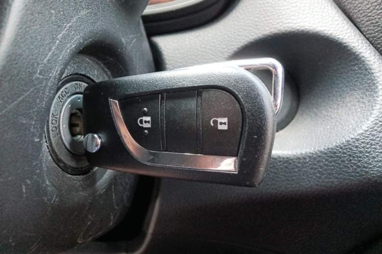 Used Toyota FRONTLANDER 2024 2.0L CVT Elite Edition Vehicle Key