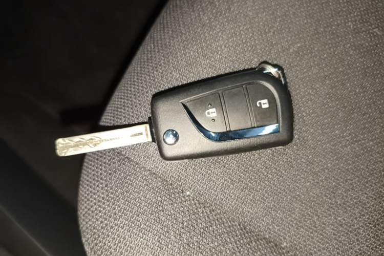 Used Toyota FRONTLANDER 2024 2.0L CVT Elite Edition Vehicle Key