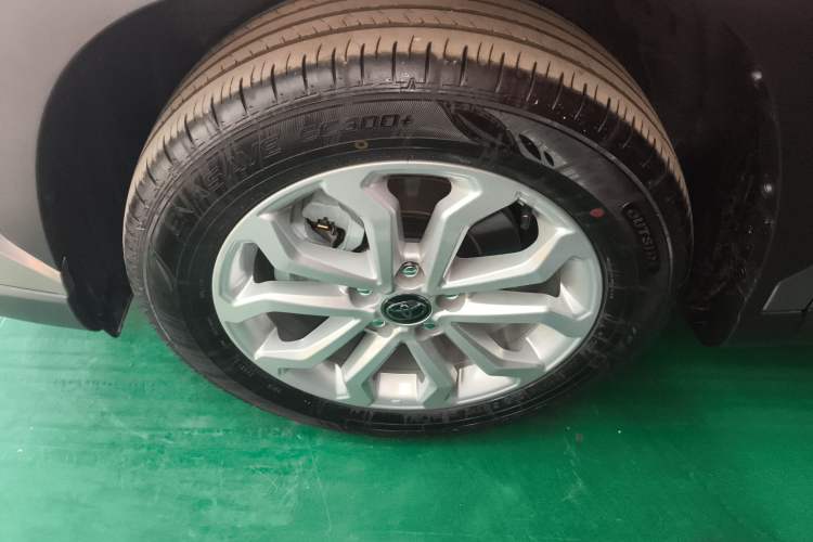 Used Toyota FRONTLANDER 2024 2.0L CVT Elite Edition Left Front Wheel Hub