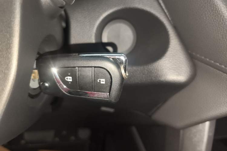 Used Toyota FRONTLANDER 2024 2.0L CVT Elite Edition Vehicle Key