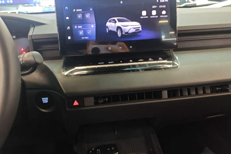 Used Toyota FRONTLANDER 2026 Model 2.0L CVT Comfort Edition Audio And AC Panel