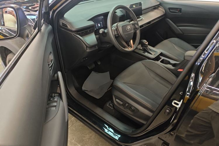 Used Toyota FRONTLANDER 2026 Model 2.0L CVT Comfort Edition Driver Seat