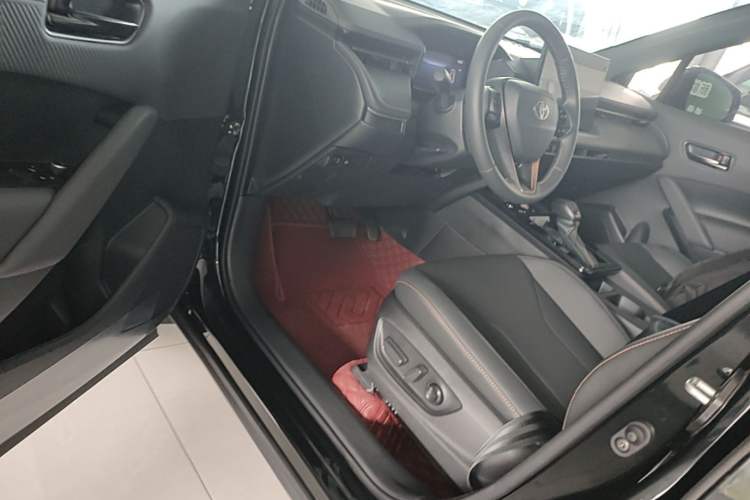 Used Toyota FRONTLANDER 2026 Model 2.0L CVT Luxury Edition Driver Seat