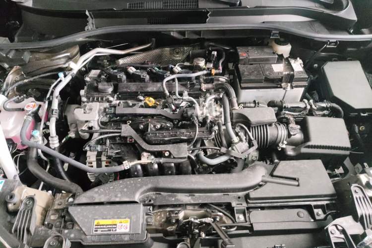Used Toyota FRONTLANDER 2026 Model 2.0L CVT Luxury Edition Engine Bay