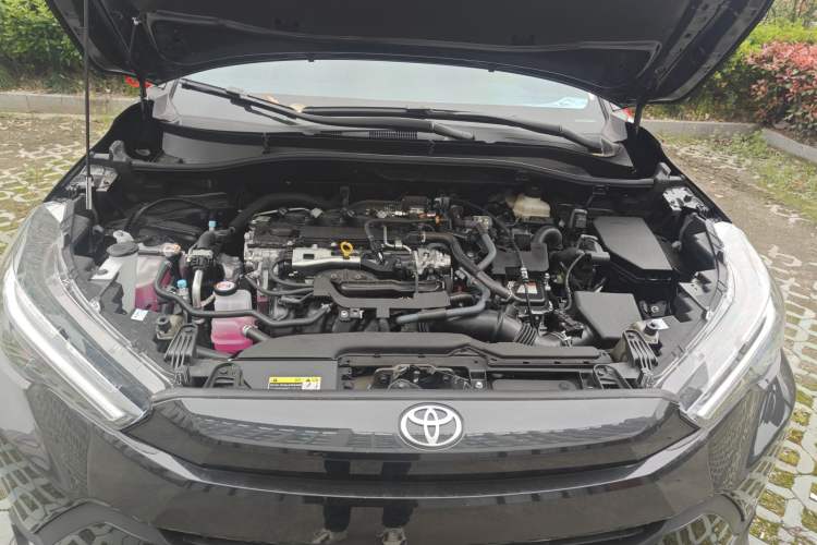 Used Toyota FRONTLANDER 2026 Model 2.0L Smart Electric Hybrid Dual-Engine Luxury Edition Engine Bay