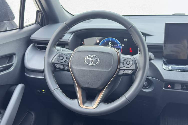 Used Toyota FRONTLANDER 2026 Model 2.0L CVT Comfort Edition Interior 4