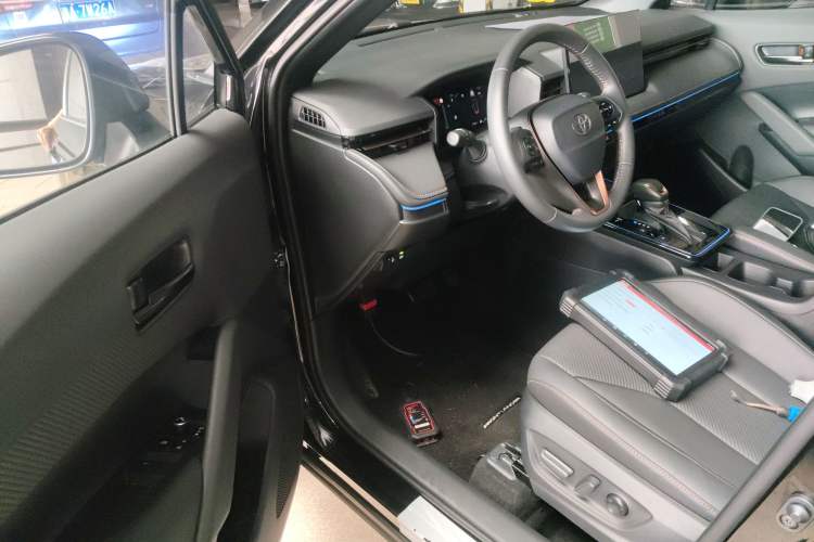 Used Toyota FRONTLANDER 2026 Model 2.0L CVT Luxury Edition Left Front Seat