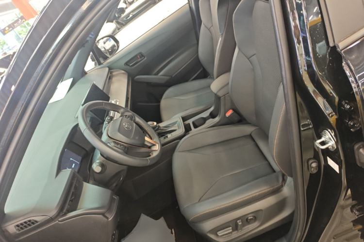 Used Toyota FRONTLANDER 2026 Model 2.0L CVT Comfort Edition Left Front Seat