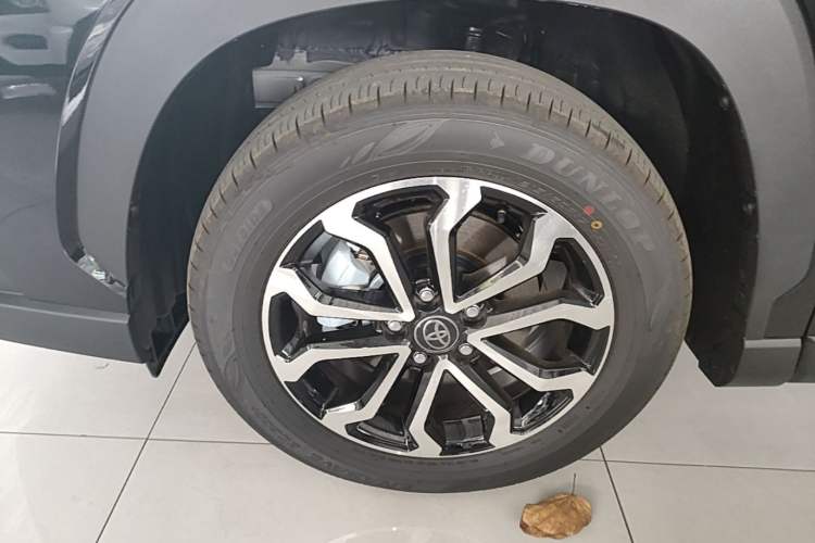 Used Toyota FRONTLANDER 2026 Model 2.0L CVT Luxury Edition Left Front Wheel Hub