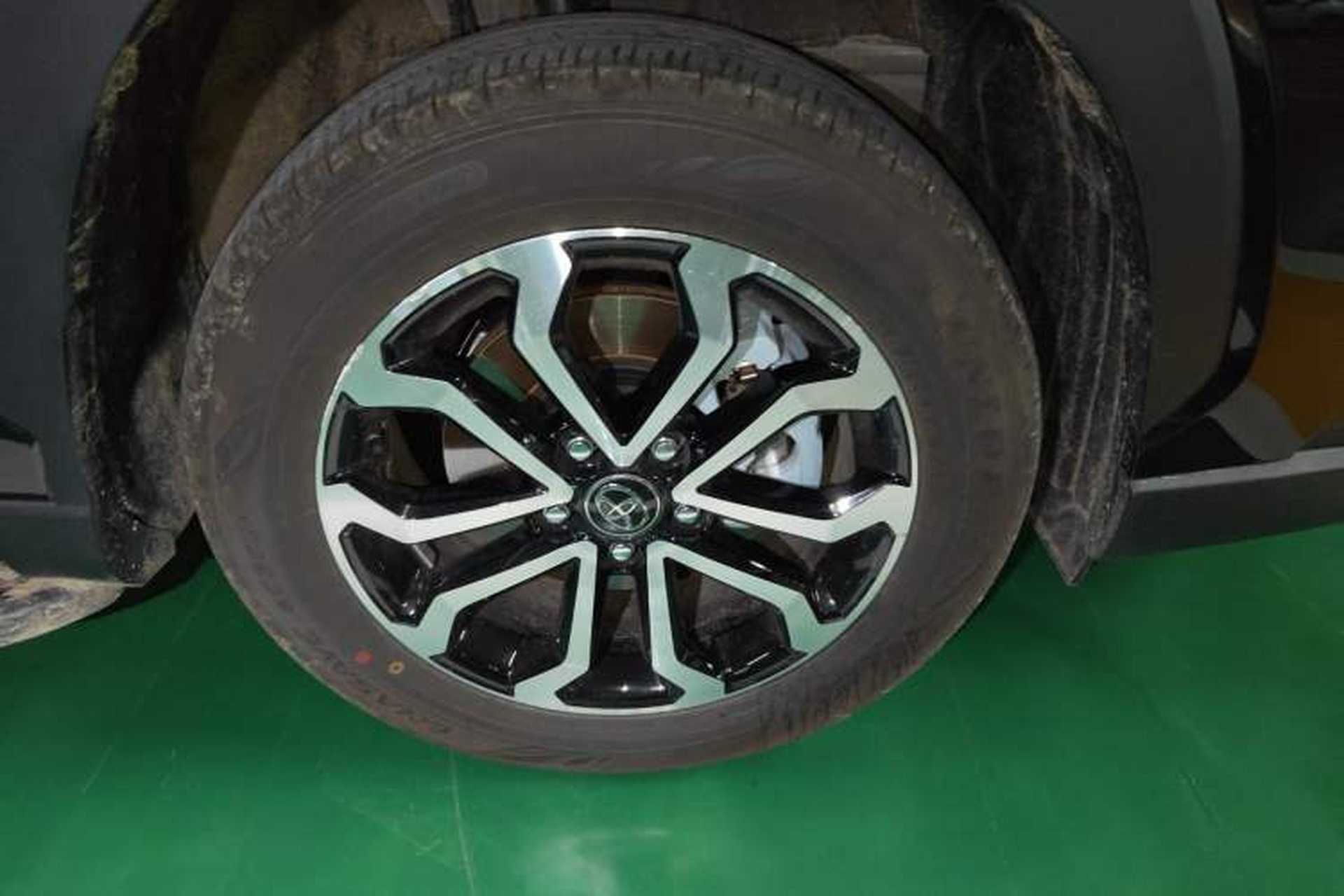 Used Toyota FRONTLANDER 2026 Model 2.0L CVT Luxury Edition Right Front Wheel Hub