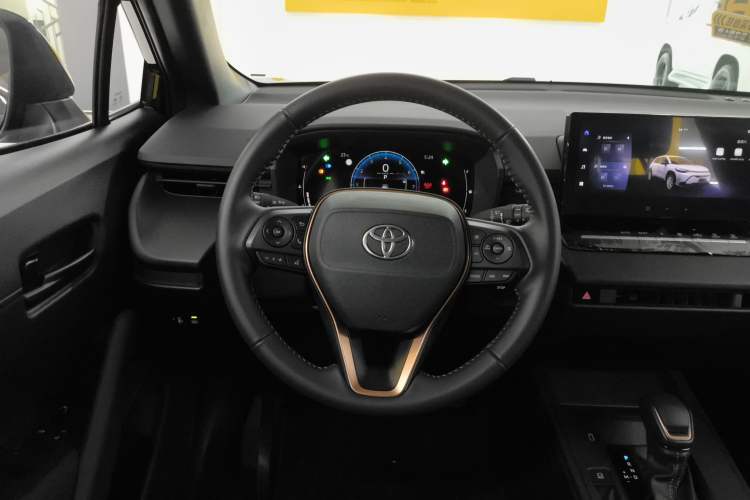 Used Toyota FRONTLANDER 2026 Model 2.0L CVT Comfort Edition Steering Wheel