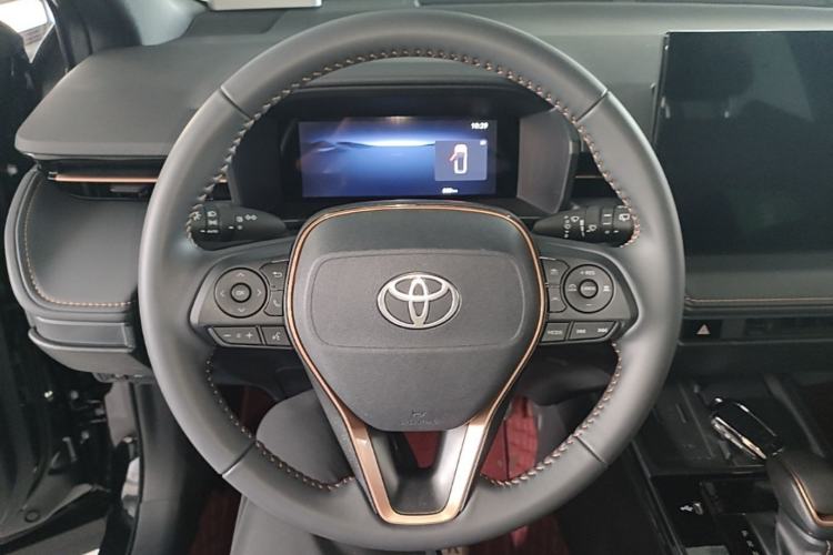 Used Toyota FRONTLANDER 2026 Model 2.0L CVT Luxury Edition Steering Wheel
