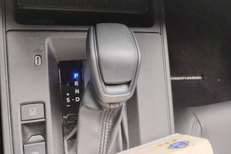 Used Toyota FRONTLANDER 2026 Model 2.0L Smart Electric Hybrid Dual-Engine Leading Edition Gear Lever