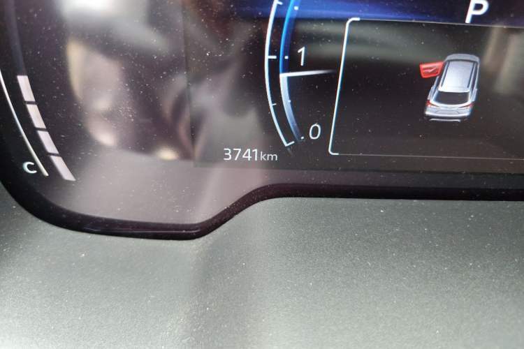 Used Toyota FRONTLANDER 2026 Model 2.0L CVT Comfort Edition Odometer Close Up