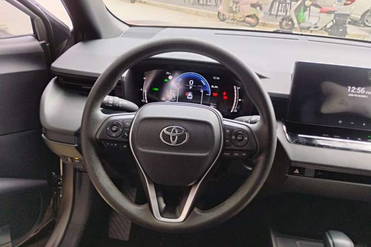 Used Toyota FRONTLANDER 2026 Model 2.0L Smart Electric Hybrid Dual-Engine Leading Edition Steering Wheel