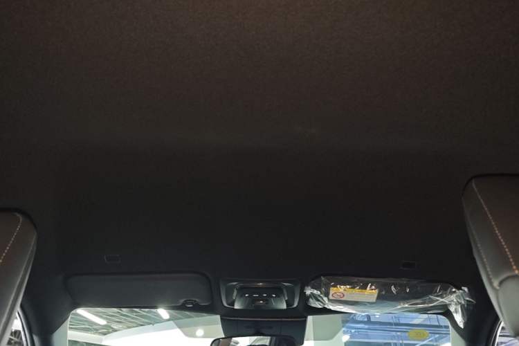 Used Toyota FRONTLANDER 2026 Model 2.0L CVT Comfort PLUS Edition Headliner