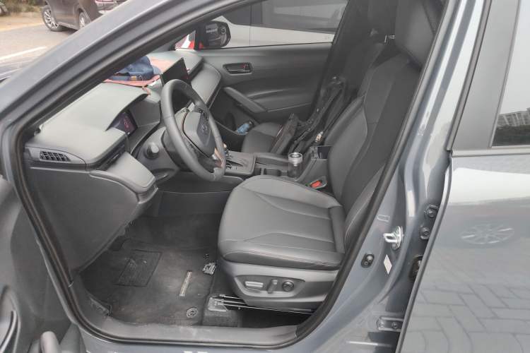 Used Toyota FRONTLANDER 2026 Model 2.0L CVT Comfort PLUS Edition Left Front Seat