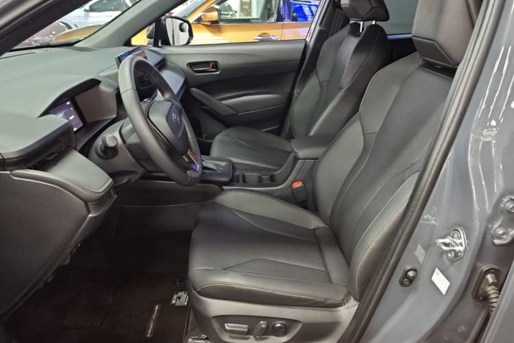 Used Toyota FRONTLANDER 2026 Model 2.0L CVT Comfort PLUS Edition Left Front Seat