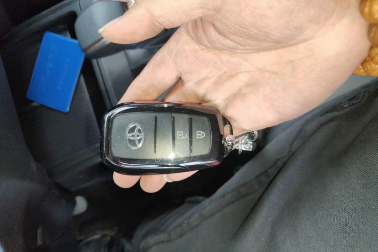 Used Toyota FRONTLANDER 2026 Model 2.0L CVT Comfort PLUS Edition Vehicle Key