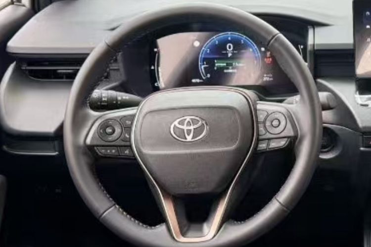 Used Toyota FRONTLANDER 2026 Model 2.0L CVT Comfort Edition Steering Wheel