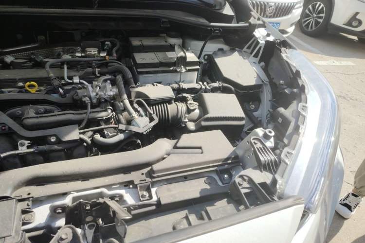 Used Toyota FRONTLANDER 2026 Model 2.0L CVT Comfort Edition Engine Bay Left